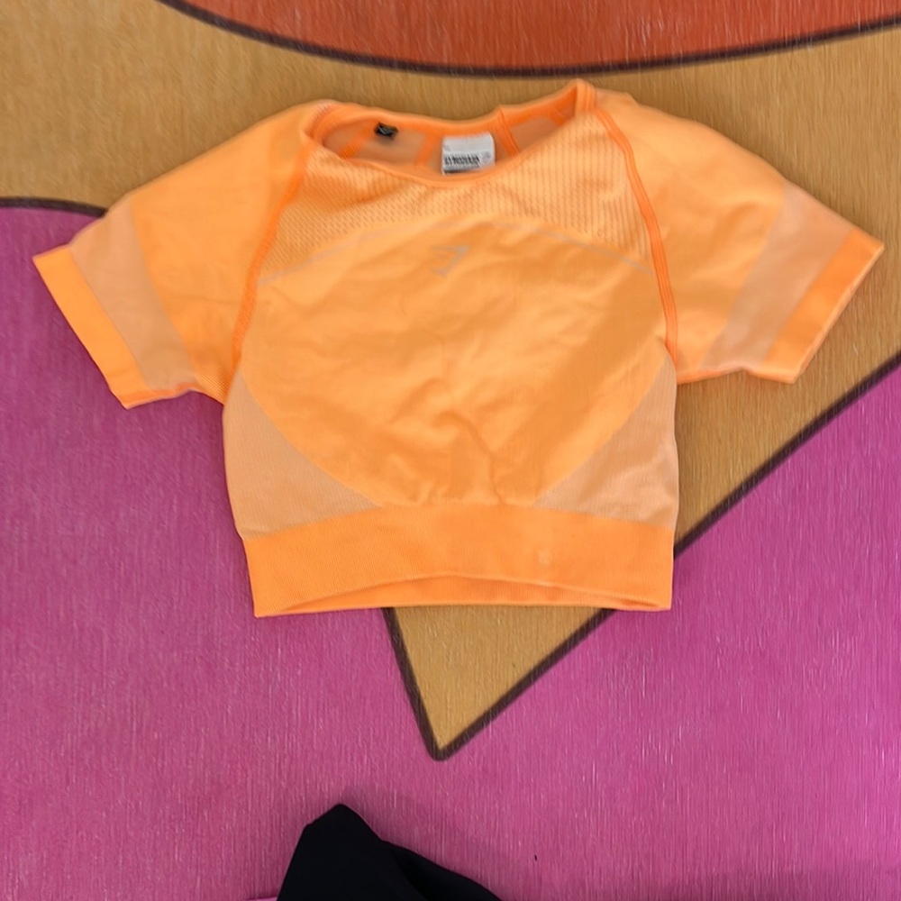 Gymshark top